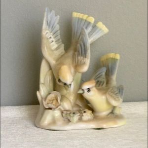 VINTAGE <japan> fine porcelain birds figurine